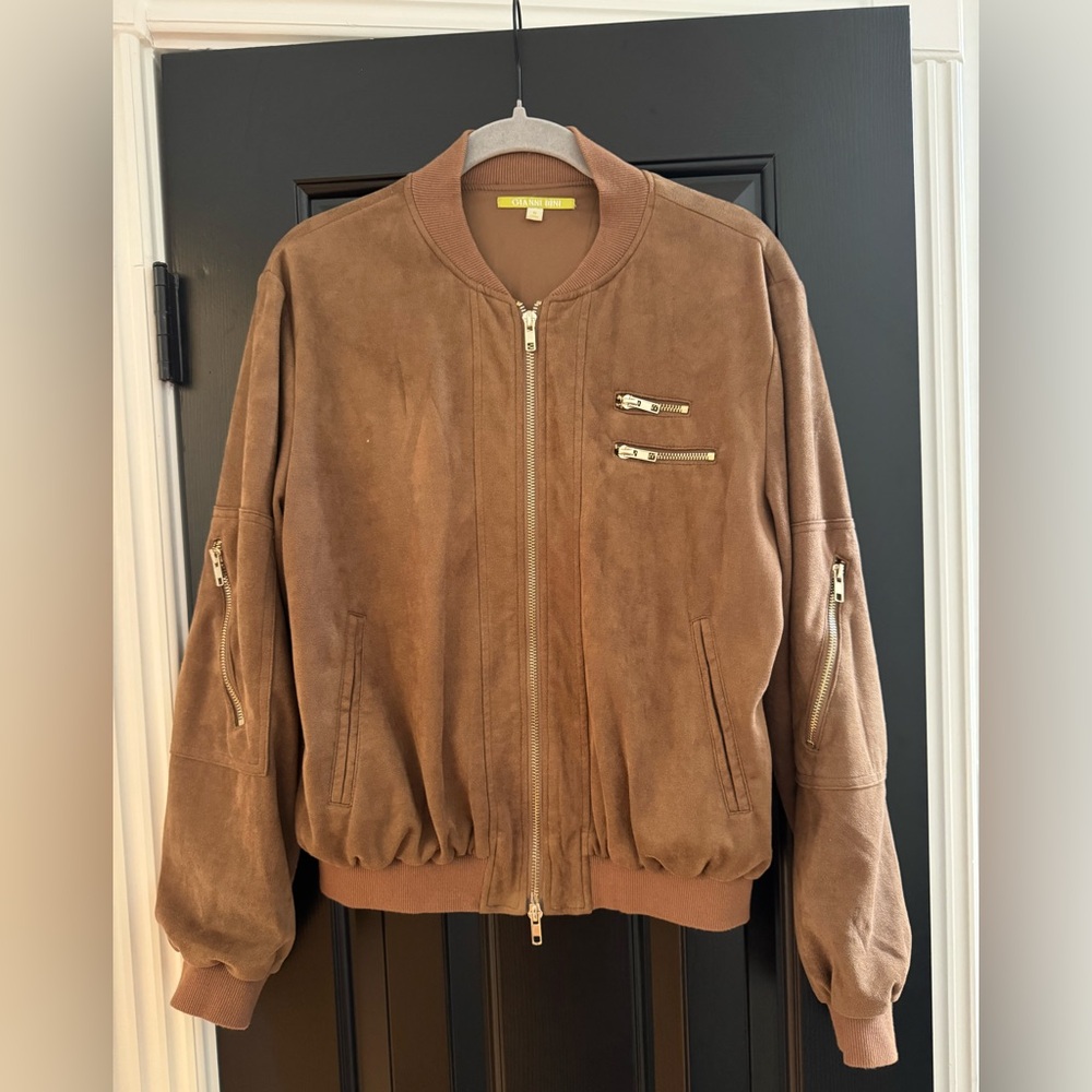 Gianni Bini Women’s Chocolate Brown Suede Bomber Jacket w/Gold Zippers NWOT